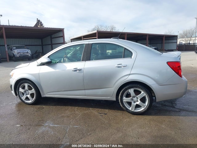 Chevrolet Sonic Ltz Auto 2015 1G1JE5SB5F4146339 Image 14