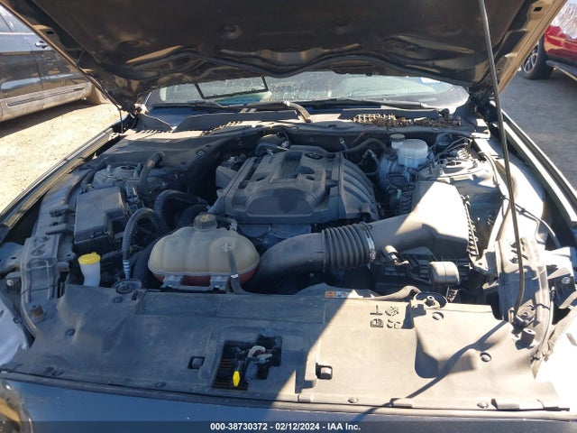 Ford Mustang Ecoboost 2018 1FA6P8TH3J5117216 Image 10