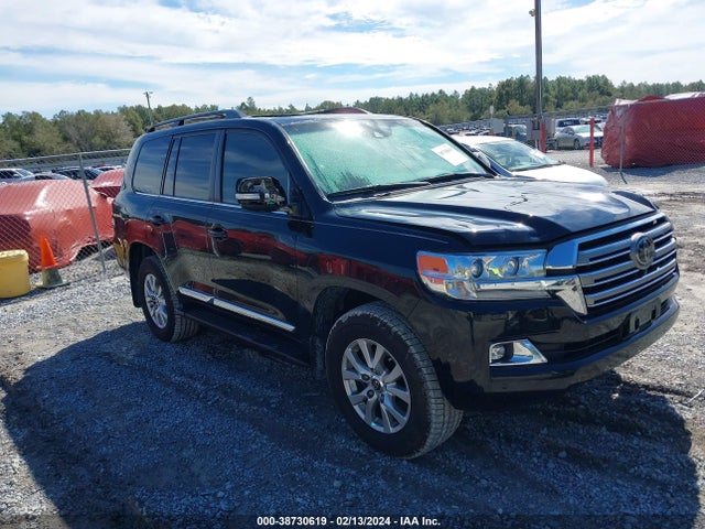 Toyota Land Cruiser V8 2019 JTMCY7AJXK4077346 головне зображення