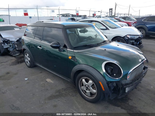 2011 MINI COOPER CLUBMAN WMWZF3C52BT188338 Photo 0
