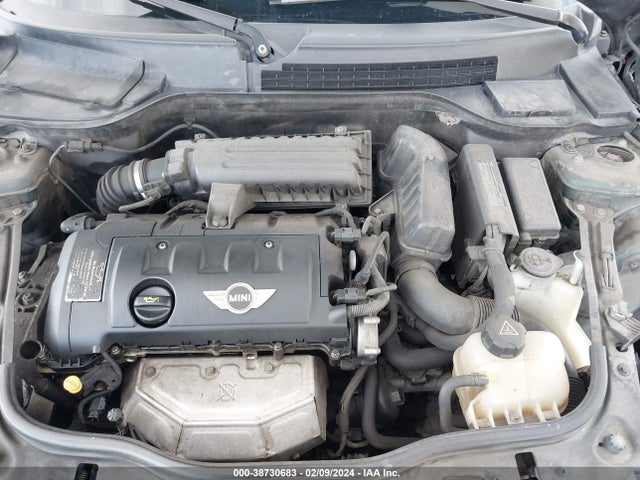 2011 MINI COOPER CLUBMAN WMWZF3C52BT188338 Photo 9