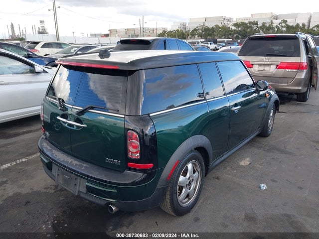 2011 MINI COOPER CLUBMAN WMWZF3C52BT188338 Photo 3