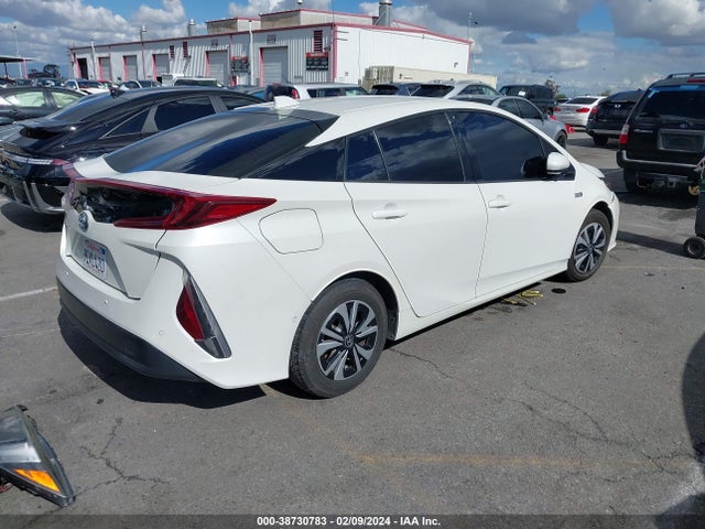 Toyota Prius Prime Advanced 2017 JTDKARFP1H3064458 Image 4