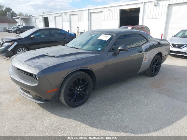 Dodge Challenger Sxt 2018 2C3CDZAG8JH219307 Image 2