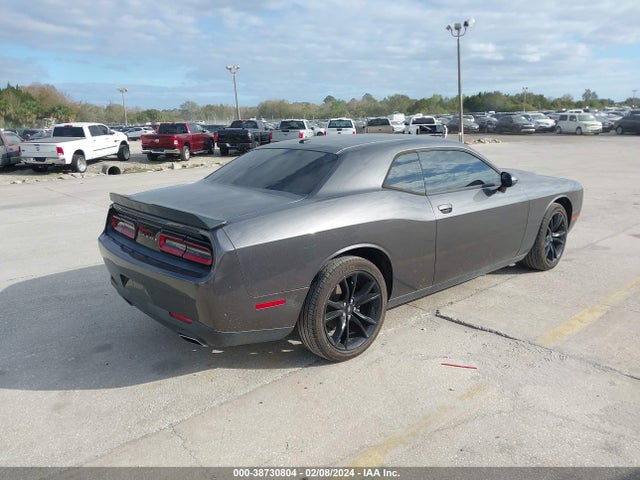 Dodge Challenger Sxt 2018 2C3CDZAG8JH219307 Image 4