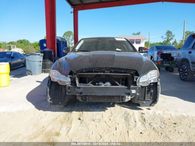 SAJWA1C74H8W11623 Jaguar Xj R-sport