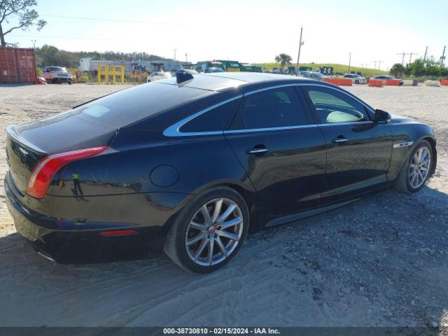 SAJWA1C74H8W11623 Jaguar Xj R-sport