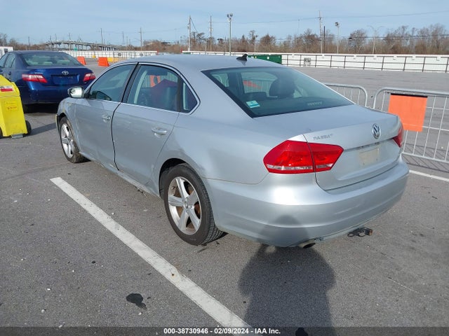 2013 VOLKSWAGEN PASSAT 2.5L SE VIN: 1VWBP7A30DC063686