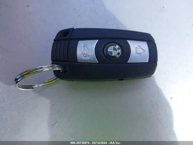 38730974 :رقم المزاد ، WBSDX9C5XBE399085 vin ، 2011 Bmw M3 مزاد بيع