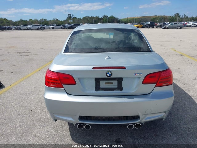 38730974 :رقم المزاد ، WBSDX9C5XBE399085 vin ، 2011 Bmw M3 مزاد بيع