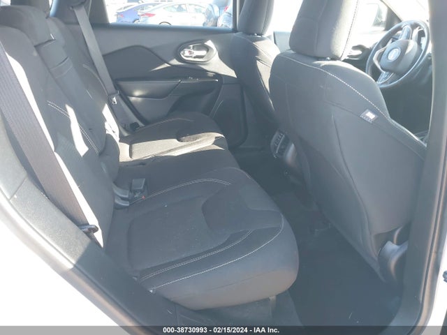 2016 JEEP CHEROKEE ALTITUDE VIN: 1C4PJLCS0GW126800