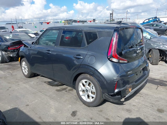 KIA SOUL S 2023 KNDJ23AU6P7199381 Image 3