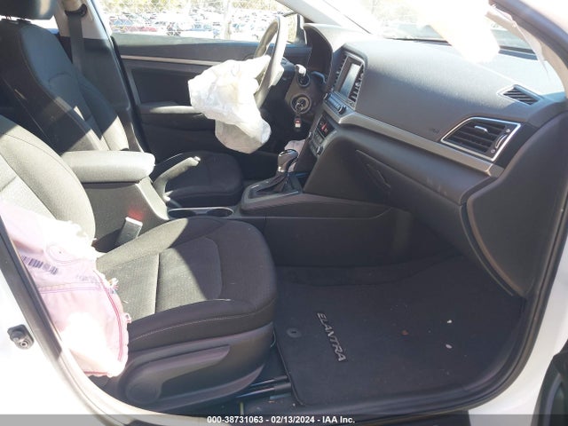 Hyundai ELANTRA SEL 2018 5NPD84LF6JH308487 Image 5