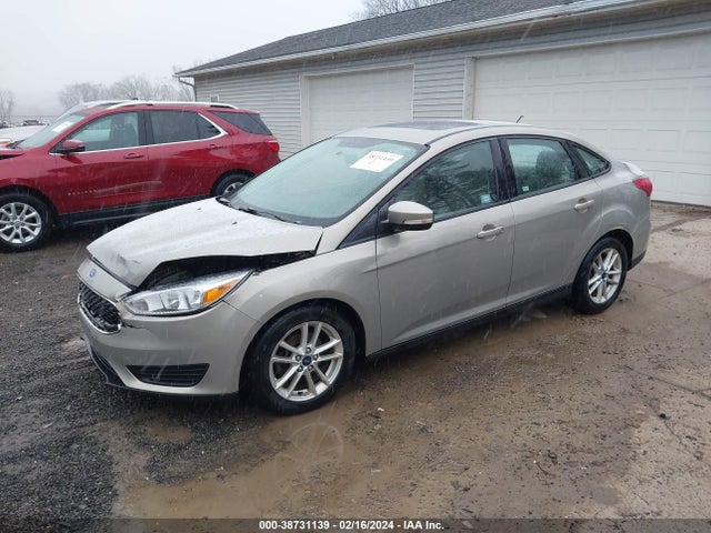 Ford FOCUS SE 2015 1FADP3F25FL262696 Image 2