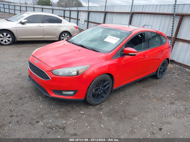 Ford FOCUS SE 2016 1FADP3K28GL245690 Image 2