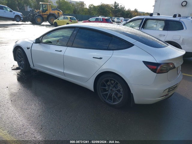 Tesla Model 3 Long Range Dual Motor All-wheel Drive 2021 5YJ3E1EB0MF003776 Image 3