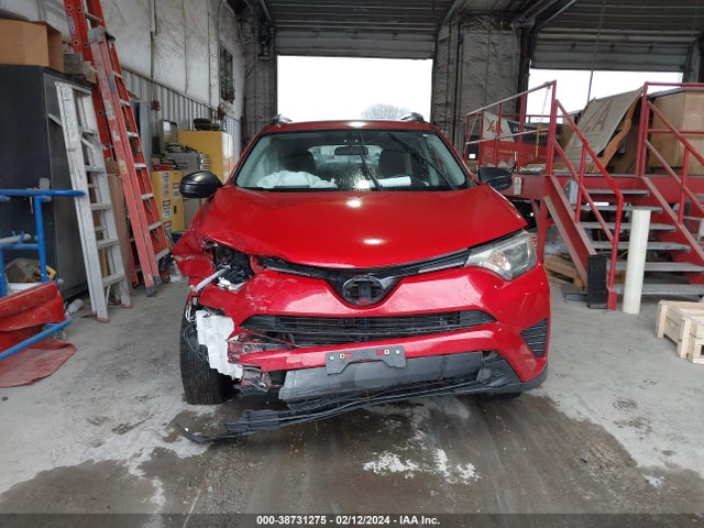 Toyota RAV4 LE 2016 JTMBFREV0GJ062373 Image 13