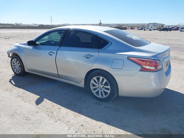 Nissan Altima 2.5 S 2014 1N4AL3AP2EC133220 Image 3