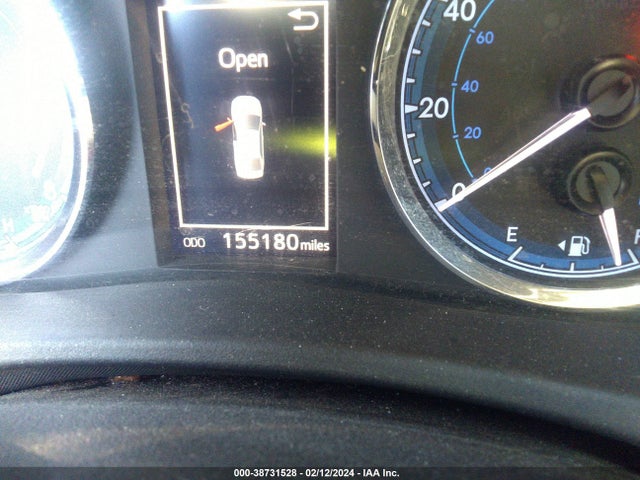 Toyota COROLLA SE 2018 2T1BURHE3JC000115 Image 15