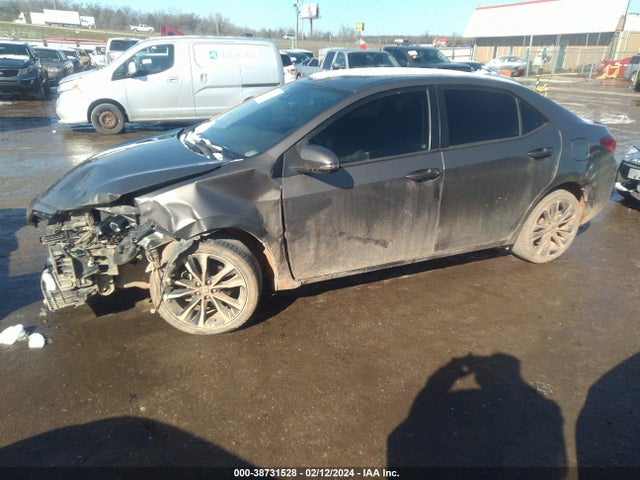 Toyota COROLLA SE 2018 2T1BURHE3JC000115 Image 2