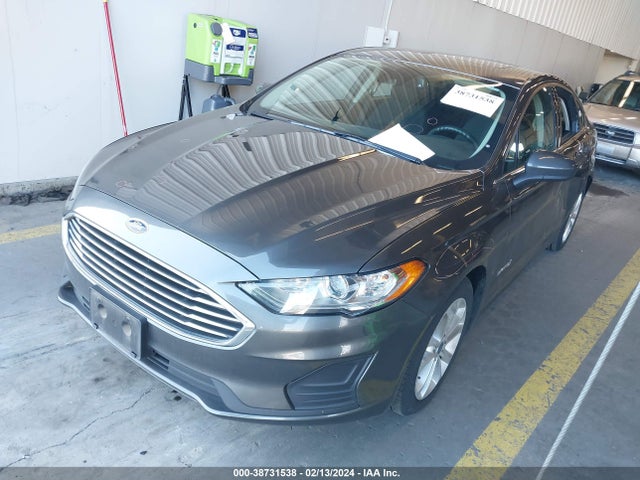 Ford Fusion Hybrid Se 2019 3FA6P0LU7KR179716 Image 2