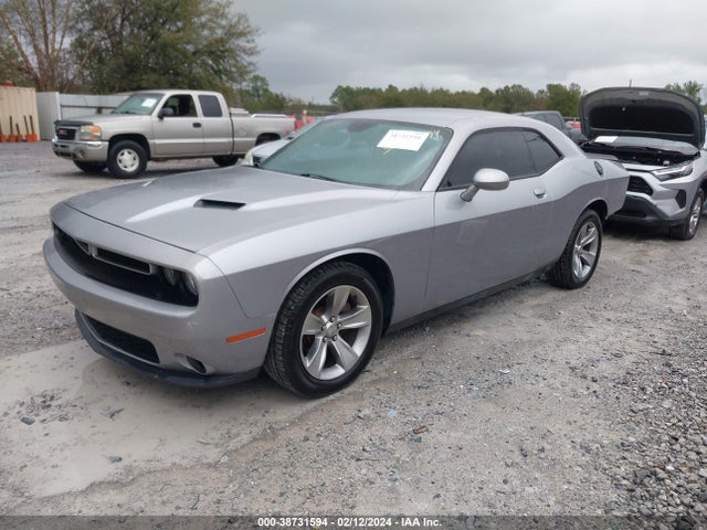 Dodge Challenger Sxt 2017 2C3CDZAG2HH550586 Image 2