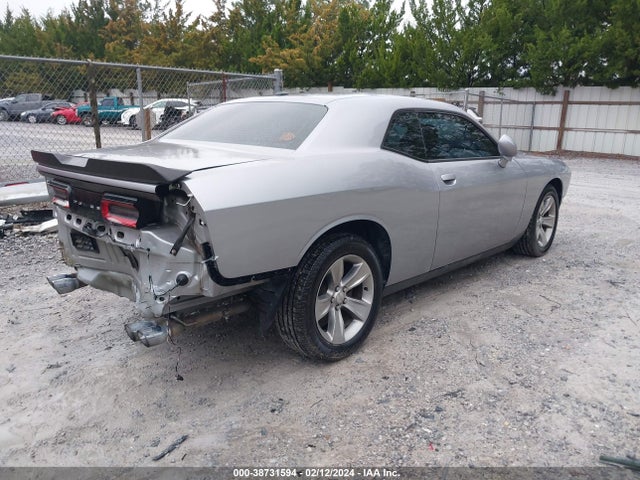 Dodge Challenger Sxt 2017 2C3CDZAG2HH550586 Image 4