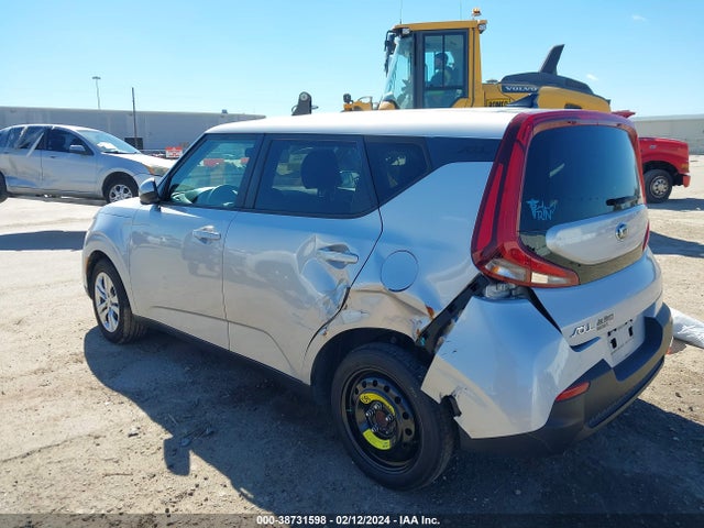 KIA SOUL LX 2020 KNDJ23AU9L7072697 Image 3
