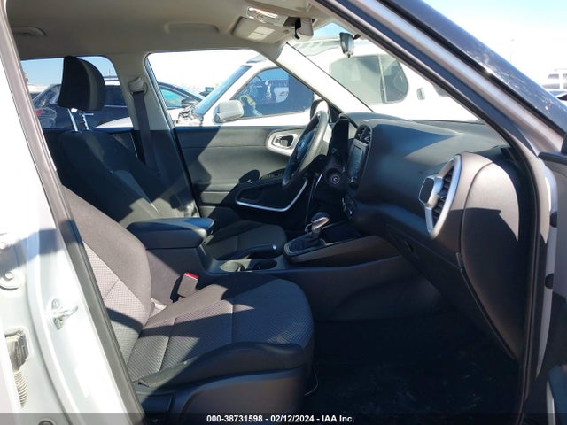 KIA SOUL LX 2020 KNDJ23AU9L7072697 Image 5