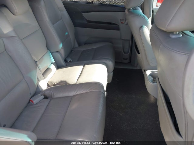 2011 HONDA ODYSSEY EX-L VIN: 5FNRL5H66BB099450