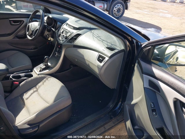 Hyundai ELANTRA SE 2015 5NPDH4AE7FH566552 Image 5