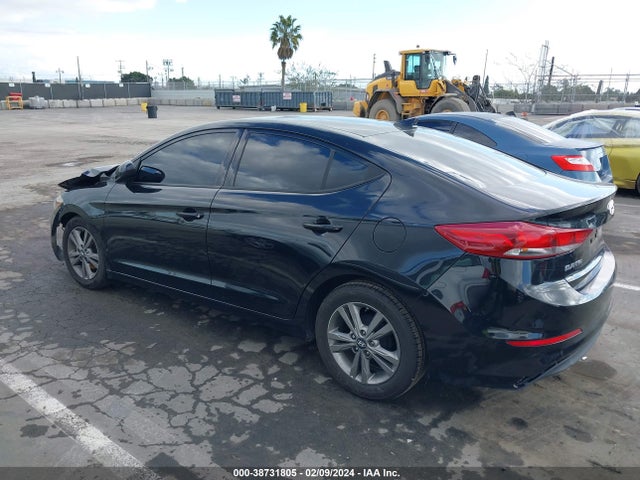 2017 HYUNDAI ELANTRA SE VIN: 5NPD84LF1HH152580