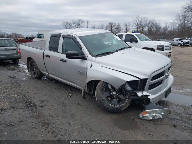 RAM 1500 Express Quad Cab 4x4 6'4 Box 2017 1C6RR7FG6HS631417 Image 1