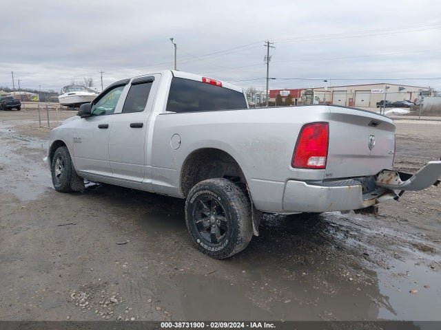 RAM 1500 Express Quad Cab 4x4 6'4 Box 2017 1C6RR7FG6HS631417 Image 3