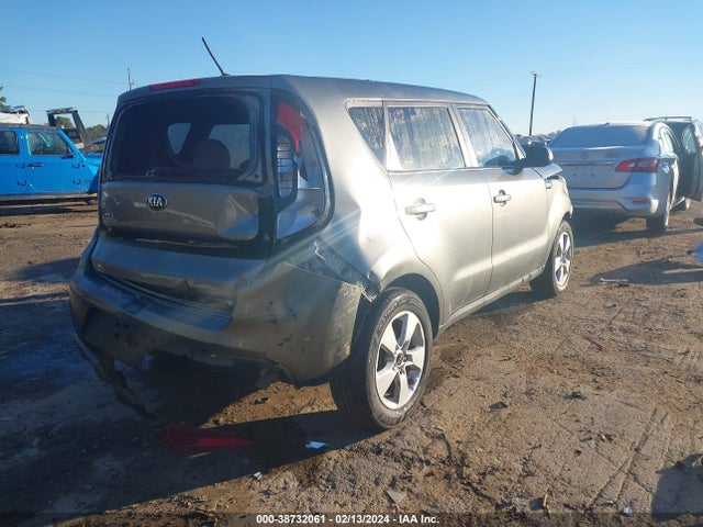 KIA Soul 2017 KNDJN2A28H7427754 Image 4