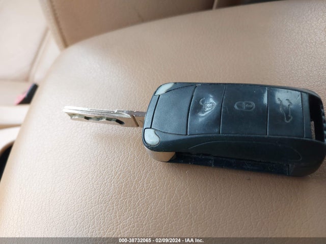 2010 PORSCHE CAYENNE WP1AA2AP7ALA06899 Photo 10