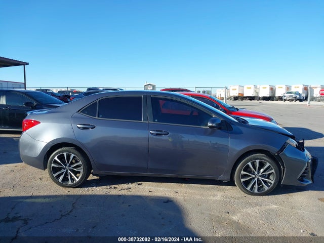 Toyota COROLLA SE 2017 5YFBURHE3HP659368 Image 12