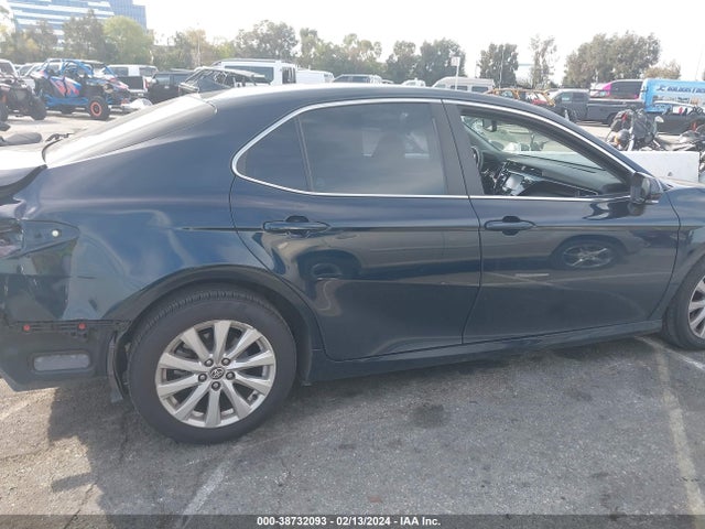 Toyota CAMRY LE 2020 4T1L11AK5LU986117 Image 13