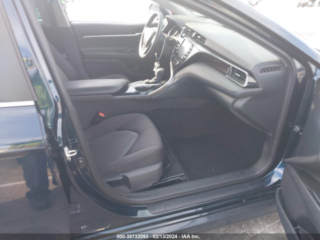 Toyota CAMRY LE 2020 4T1L11AK5LU986117 Image 5