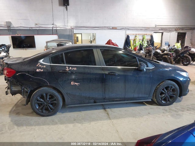 Chevrolet CRUZE LT 2019 1G1BE5SMXK7107793 Image 13