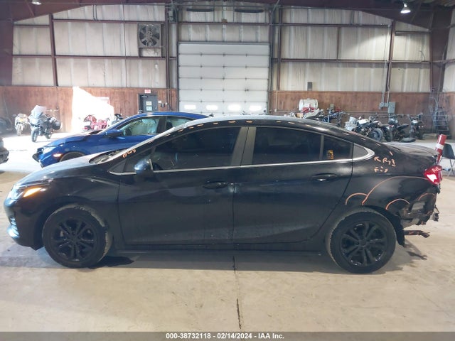 Chevrolet CRUZE LT 2019 1G1BE5SMXK7107793 Image 14
