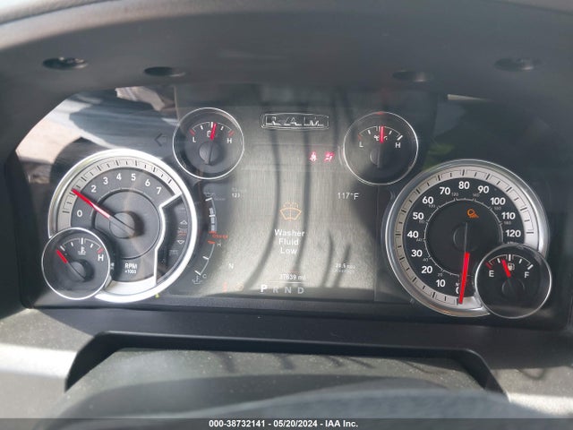 1C6RR6LT6JS132571 RAM 1500 Lone Star Silver  4x2 5'7 Box