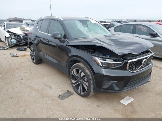 Volvo Xc40 B4 Ultimate Bright Theme 2023 YV4K92HA1P2097874 Image 1