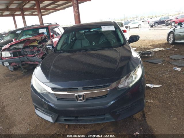 2HGFC2F50JH562317 Honda Civic Lx