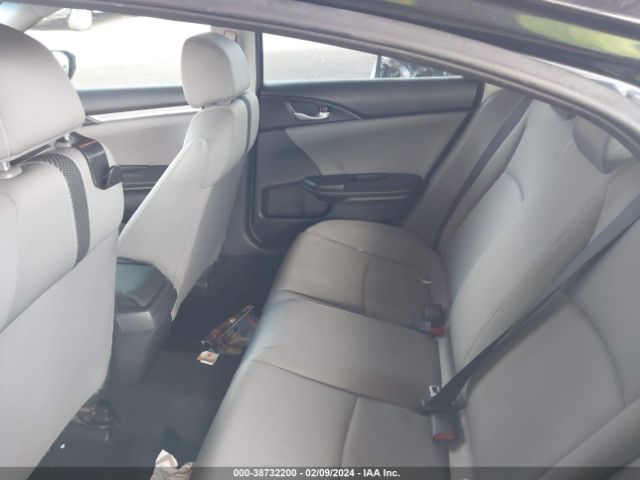 2HGFC2F50JH562317 Honda Civic Lx