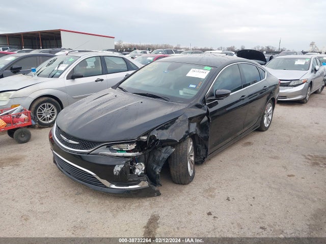Chrysler 200 Limited Platinum 2017 1C3CCCAB8HN508273 Image 2