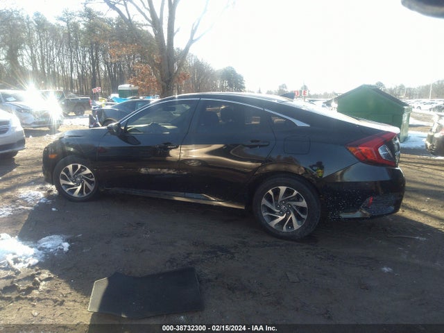 Honda CIVIC EX 2018 2HGFC2F72JH576818 Image 14