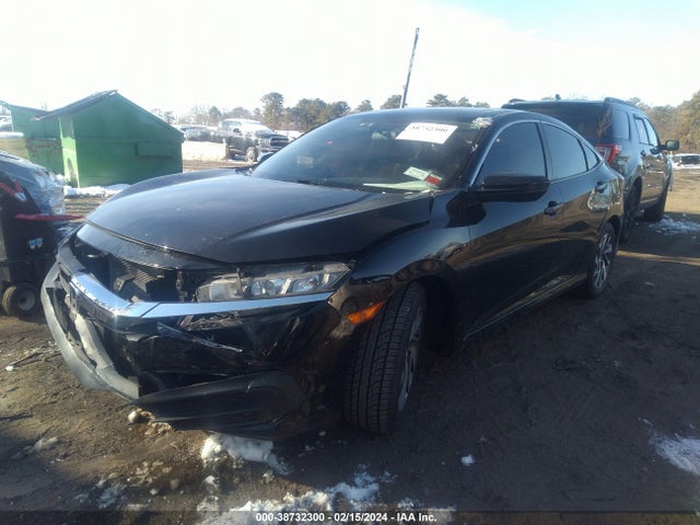 Honda CIVIC EX 2018 2HGFC2F72JH576818 Image 2