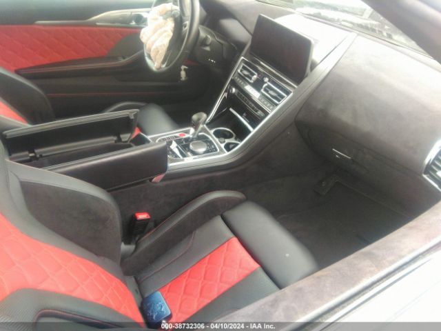 2023 BMW M8 CABRIOLET WBSDZ0C08PCK95692 Photo 4