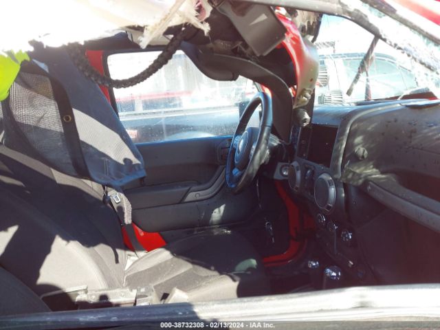 1C4BJWDG2HL720426 Jeep Wrangler Unlimited Sport 4x4